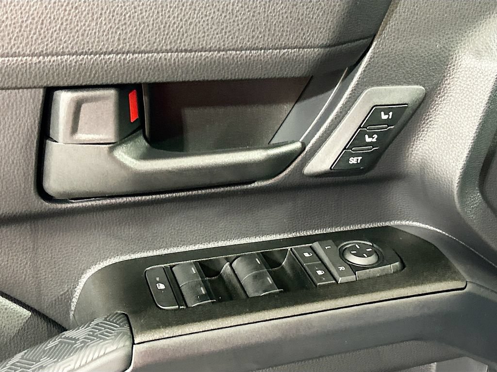 New 2026 Toyota 4Runner TRD Off-Road Premium AWD/4WD image 15