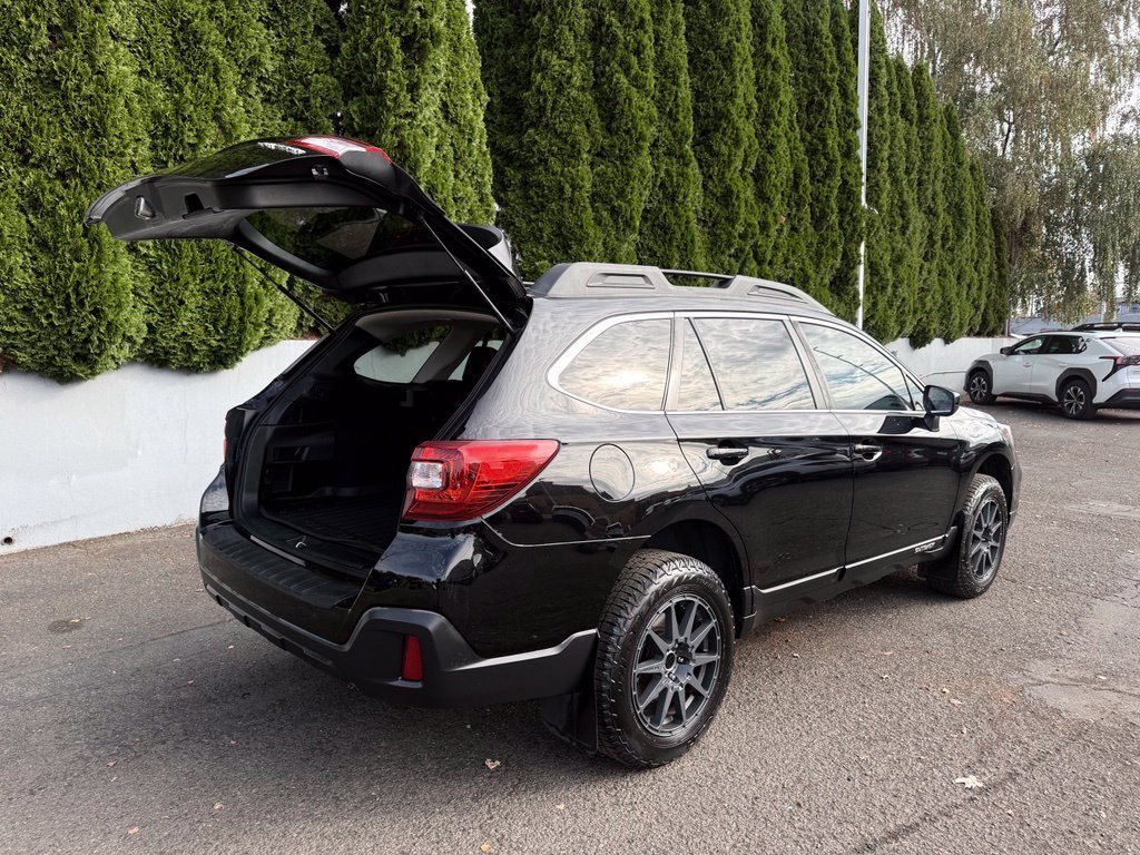Used 2018 Subaru Outback 2.5i Premium AWD/4WD image 11