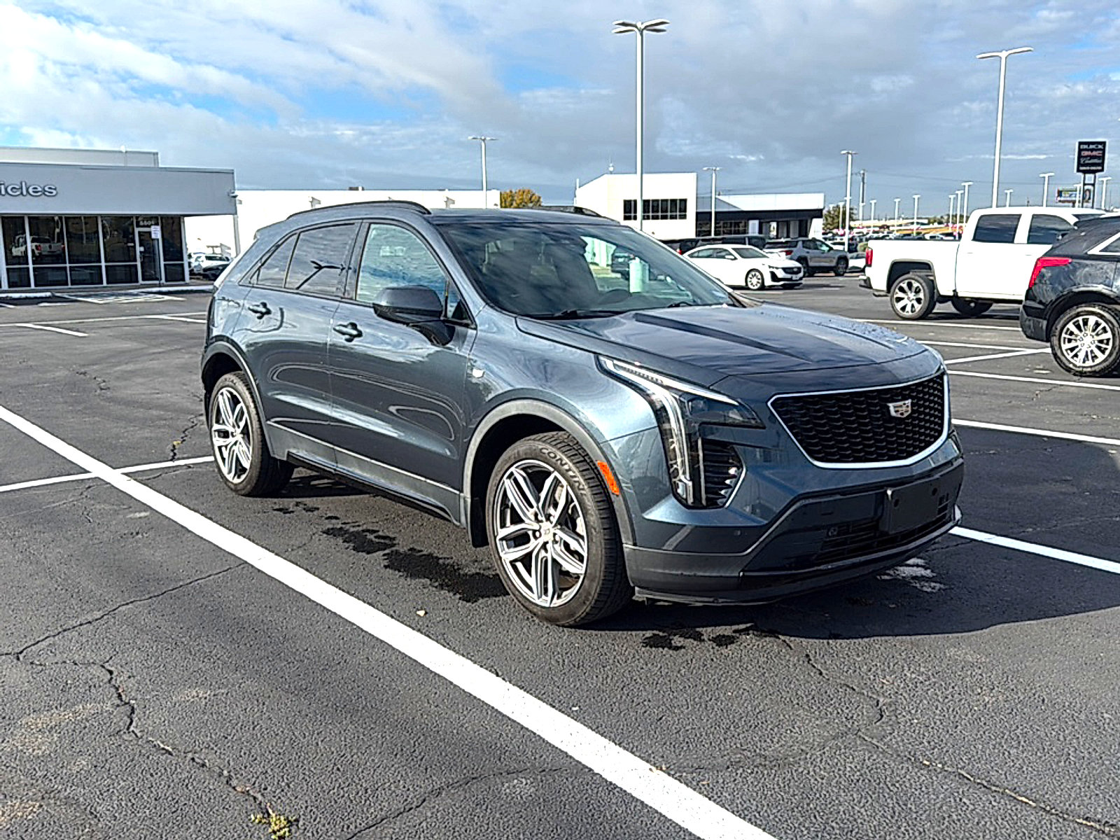 Used 2020 Cadillac XT4 Sport w/ Cold Weather Package AWD/4WD image 4