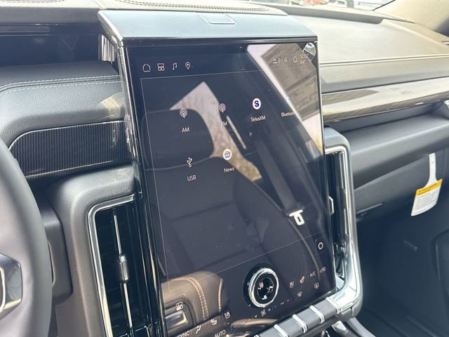 New 2026 GMC Yukon XL Elevation w/ Elevation Premium Package image 19