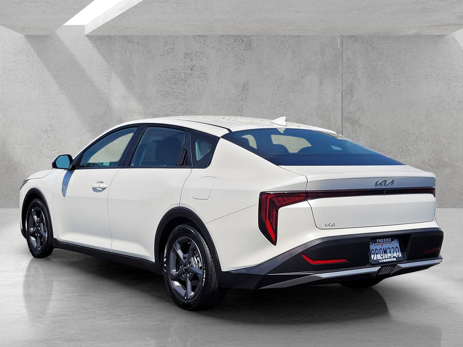 Used 2025 Kia K4 FWD image 6