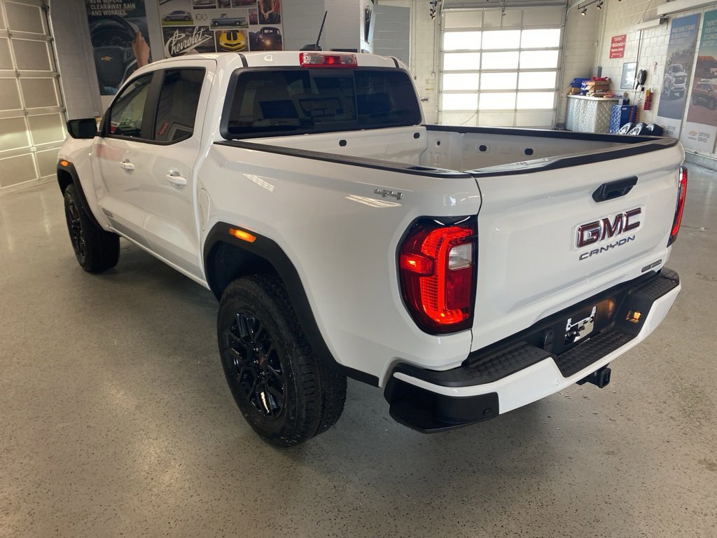New 2025 GMC Canyon Elevation w/ Convenience Package image 5