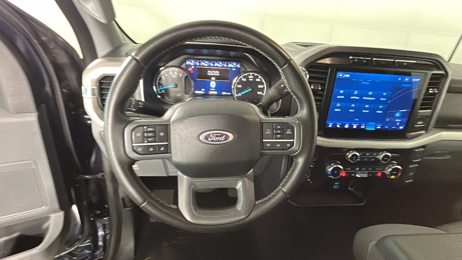 Used 2023 Ford F150 XLT w/ Equipment Group 302A High AWD/4WD image 17