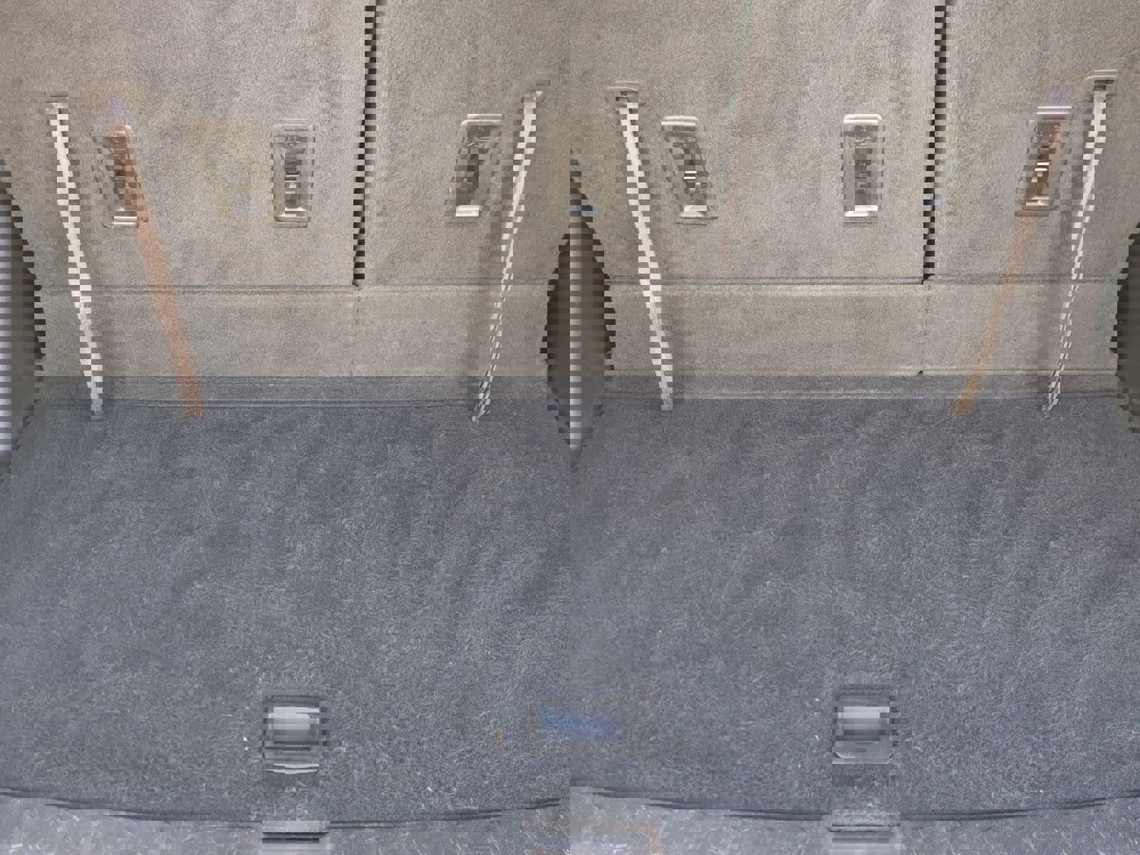 Used 2018 Chevrolet Traverse LS image 35