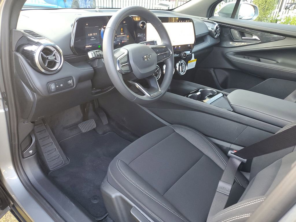 Used 2026 Chevrolet Blazer EV LT w/ Midnight/Sport Edition image 17