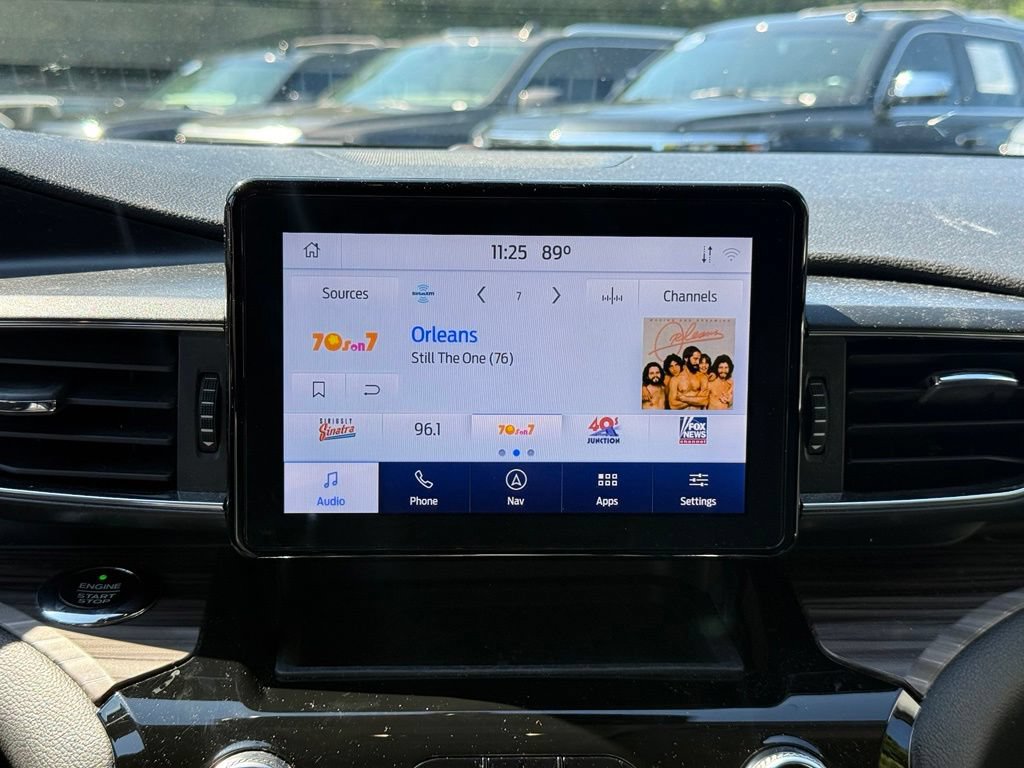 Used 2021 Ford Explorer Limited w/ Equipment Group 301A RWD image 10