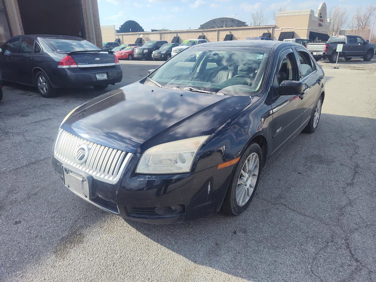 Used 2008 Mercury Milan Premier image 3