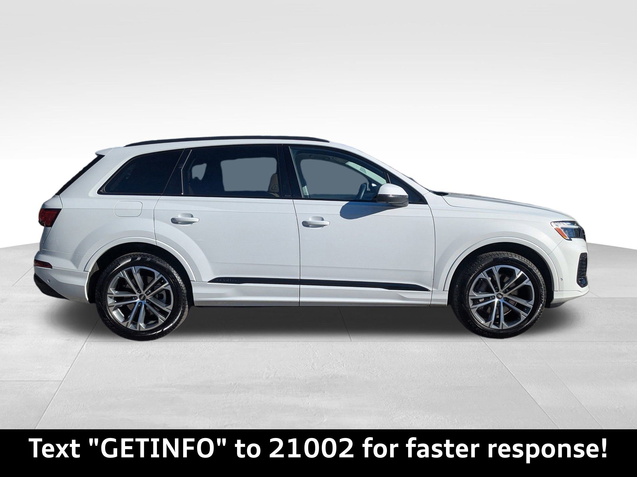 Certified 2025 Audi Q7 2.0T Premium w/ Convenience Plus Package image 40