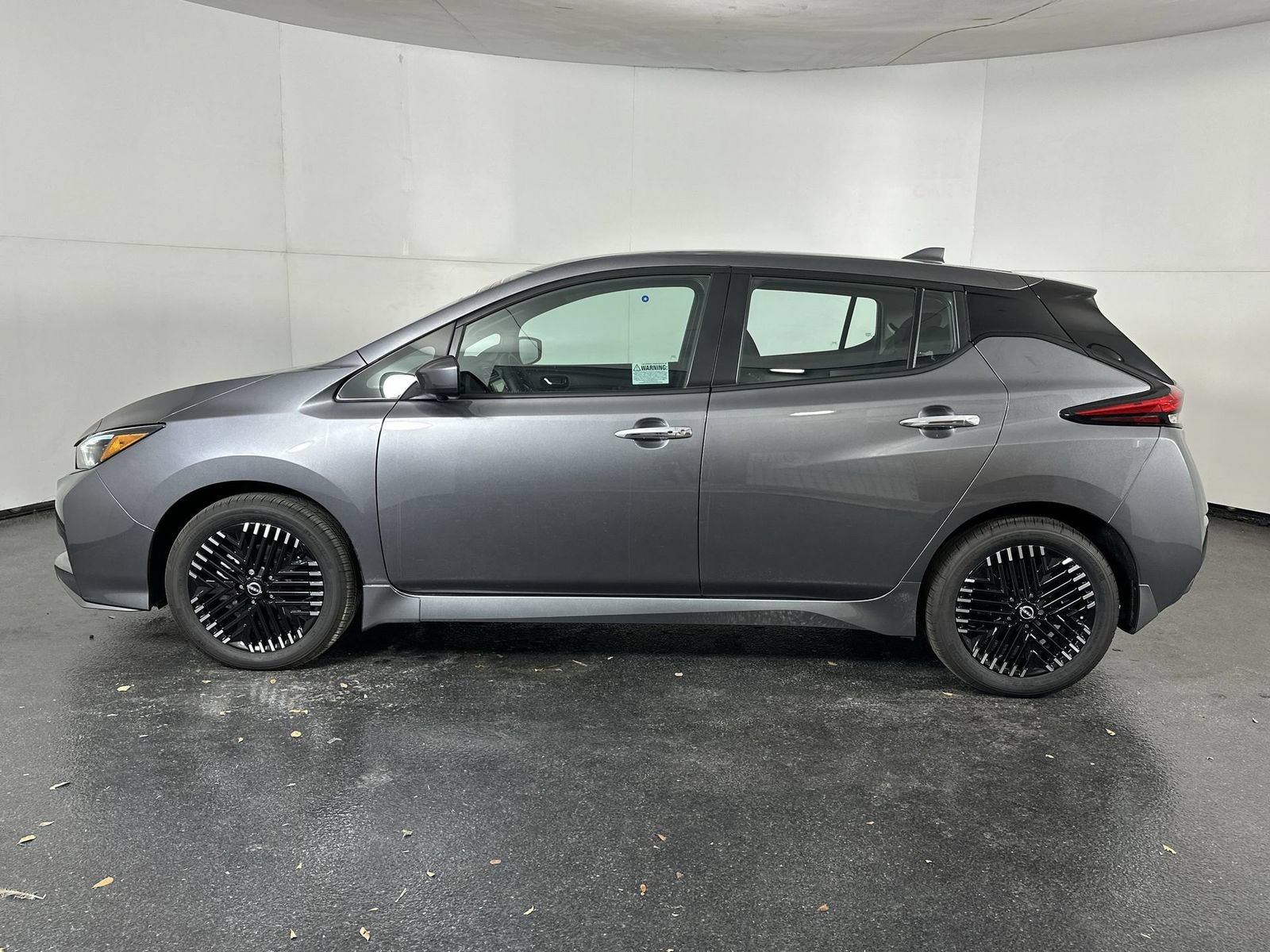 New 2025 Nissan Leaf SV Plus FWD image 5
