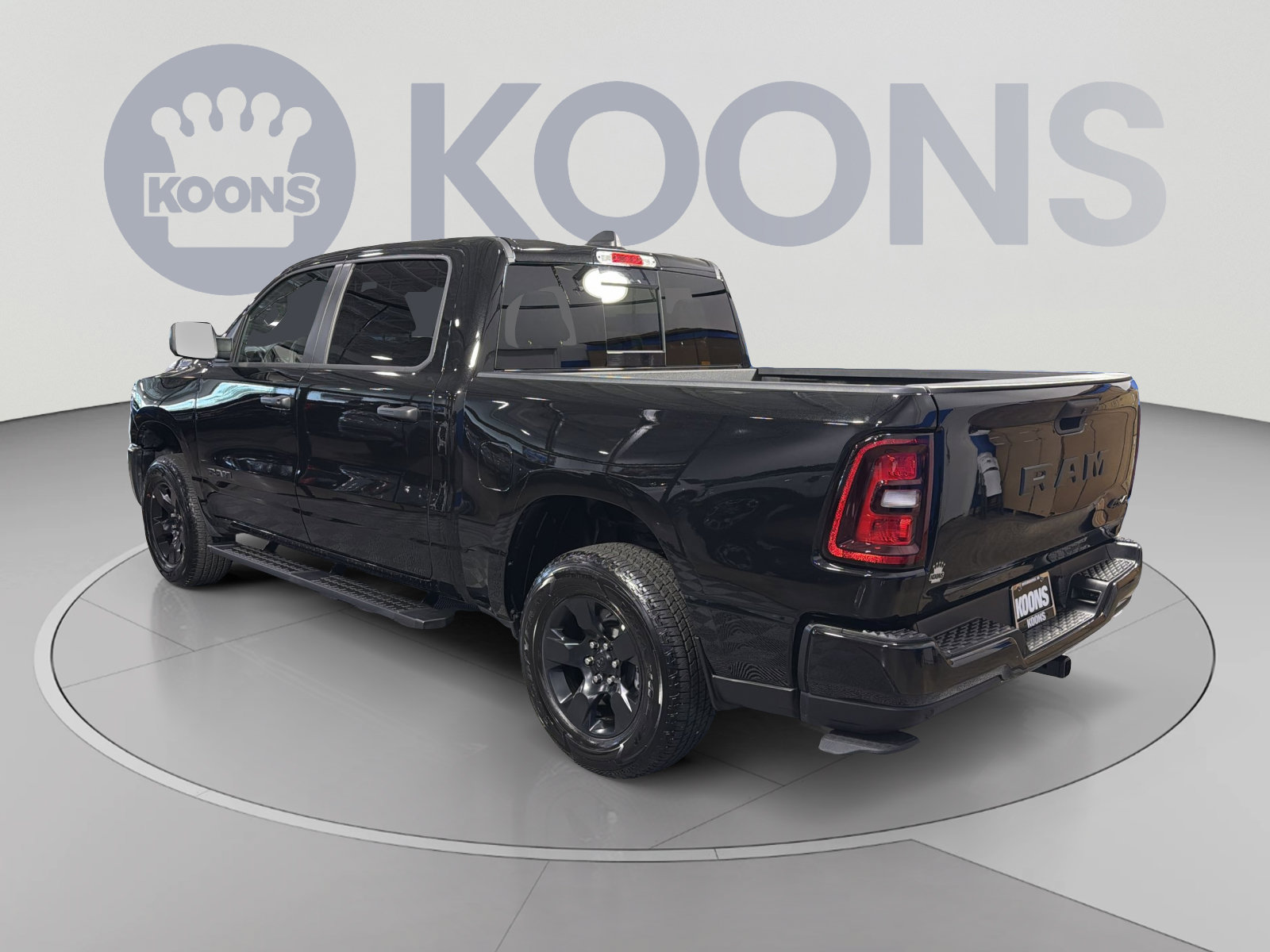 Used 2025 RAM 1500 Tradesman w/ Night Edition AWD/4WD image 4