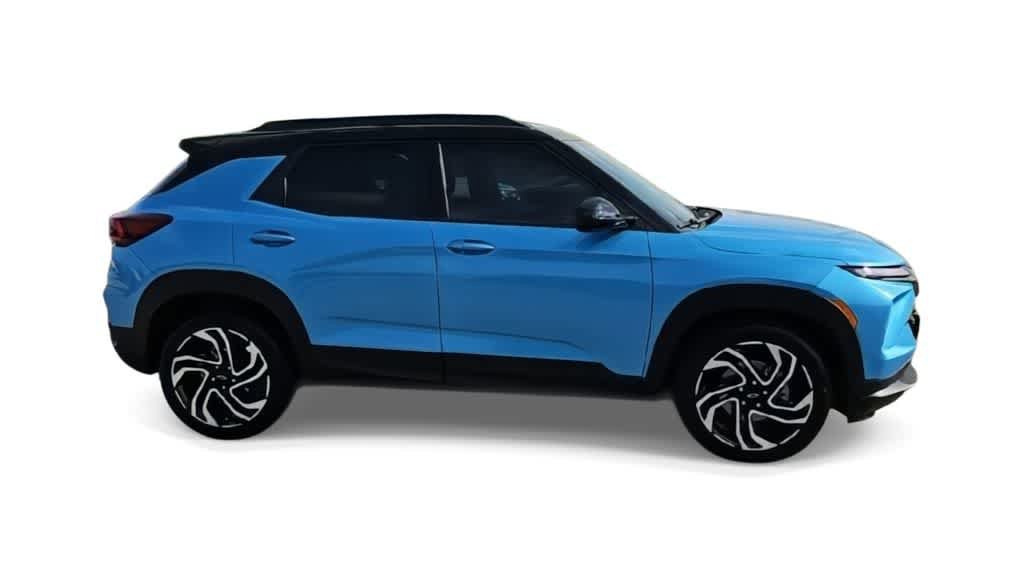 Used 2025 Chevrolet TrailBlazer RS w/ Convenience Package FWD image 9
