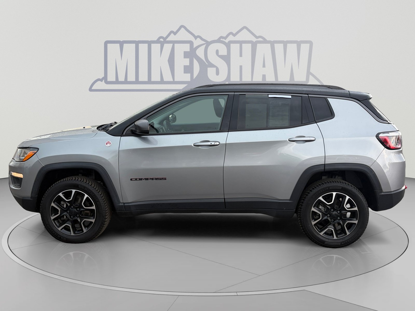 Used 2021 Jeep Compass Trailhawk AWD/4WD image 2