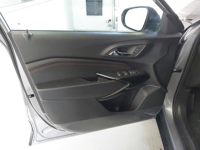 New 2026 Chevrolet Trax RS w/ Sunroof Package image 25