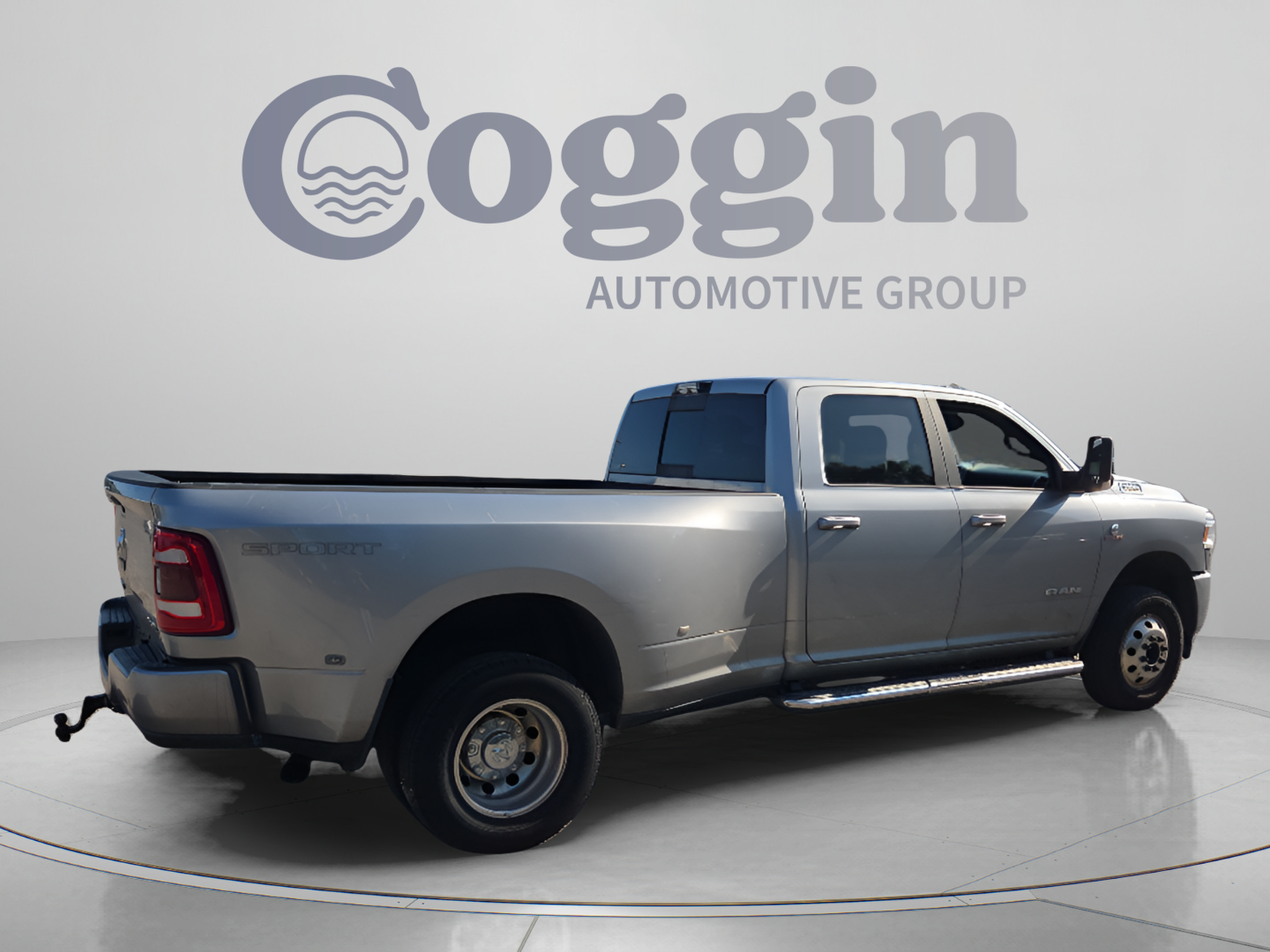 Used 2021 RAM 3500 Big Horn w/ Level B Equipment Group AWD/4WD image 5