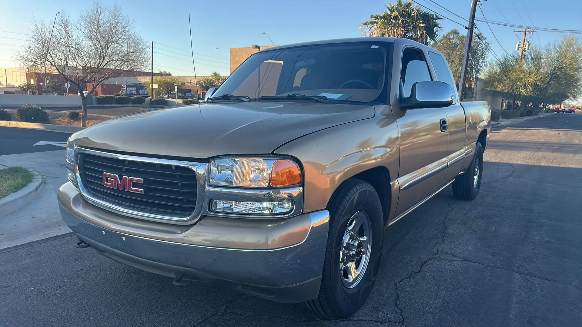 Used 2000 GMC Sierra 1500 2WD Extended Cab image 18