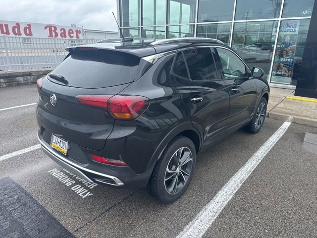 Used 2020 Buick Encore GX Essence w/ Advanced Technology Package AWD/4WD image 3
