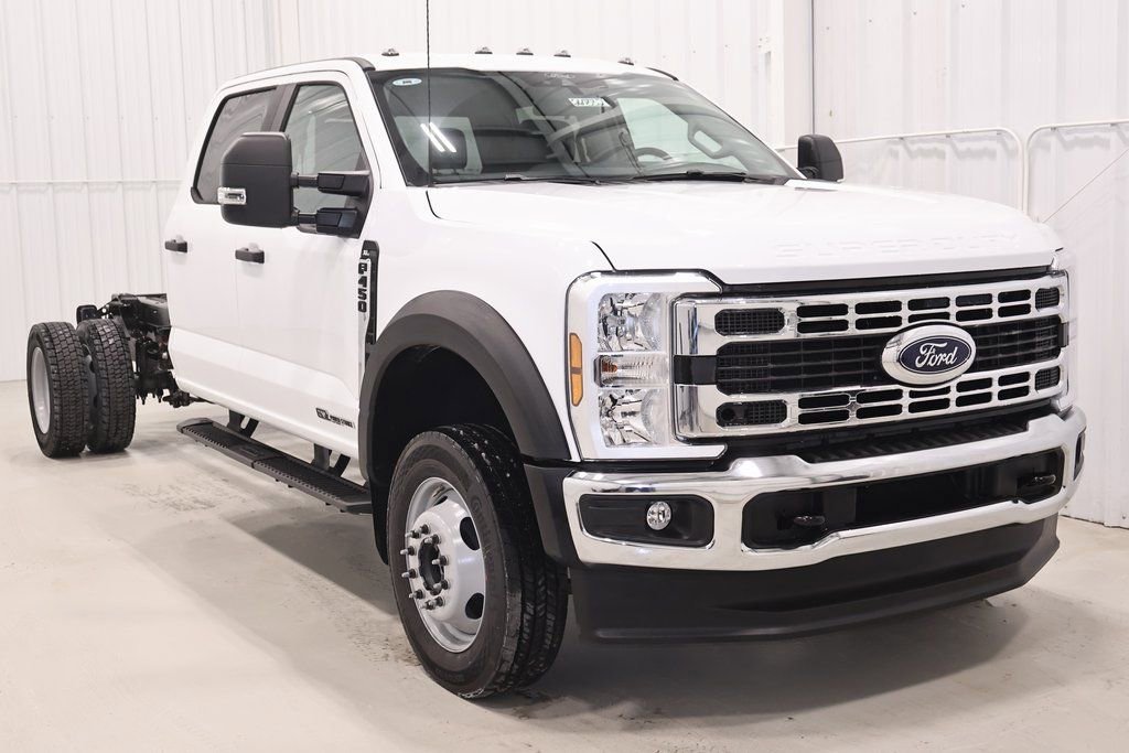 New 2026 Ford F450 XL w/ XL Chrome Package AWD/4WD image 2