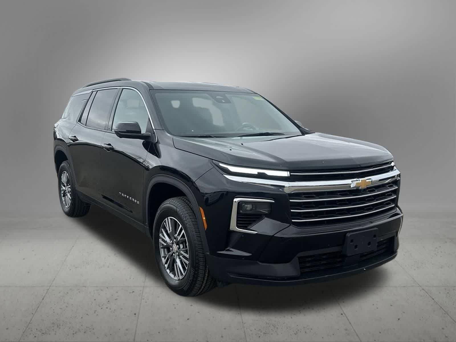 Used 2024 Chevrolet Traverse LT AWD/4WD image 8