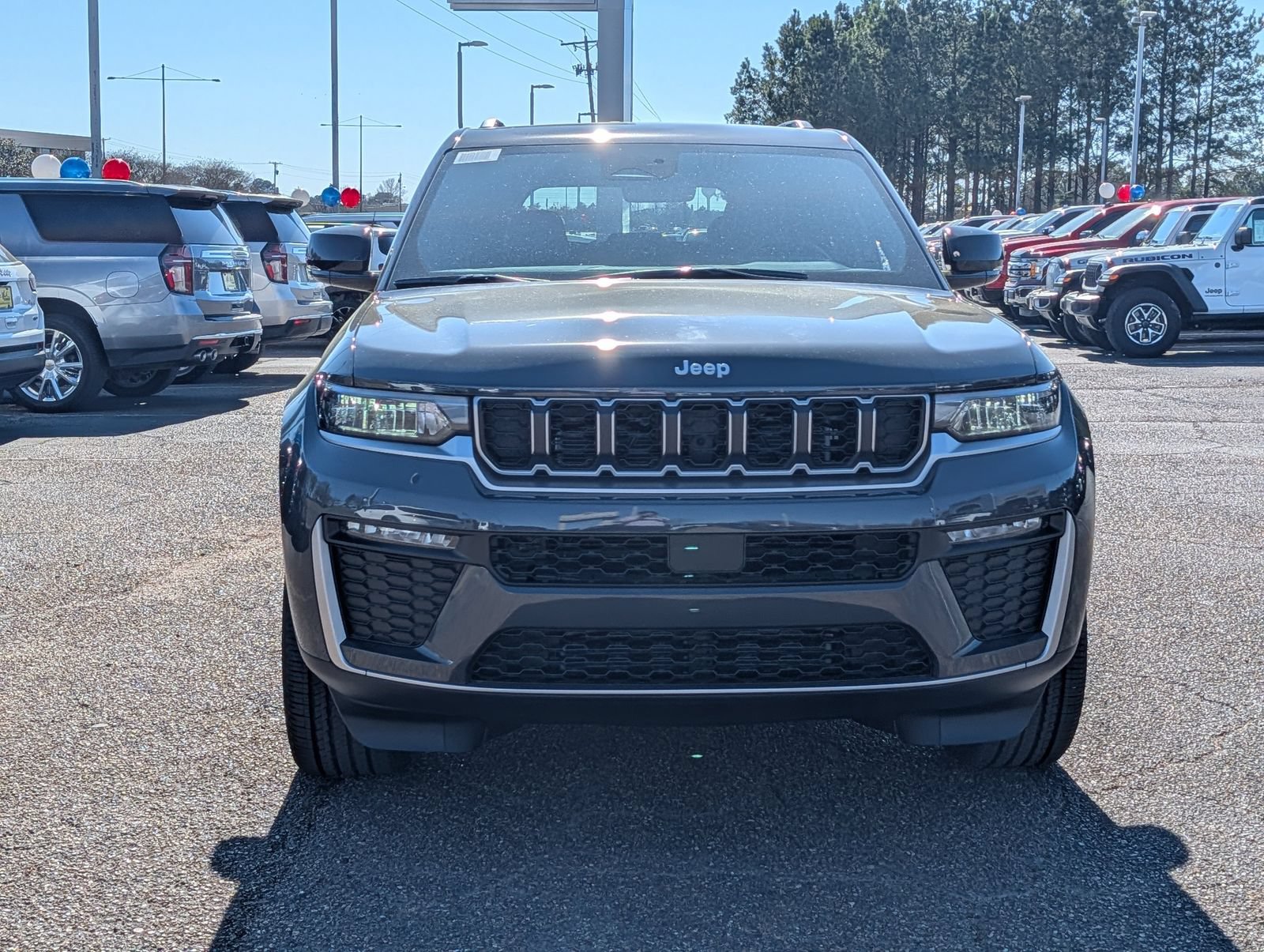 New 2026 Jeep Grand Cherokee Limited AWD/4WD image 2
