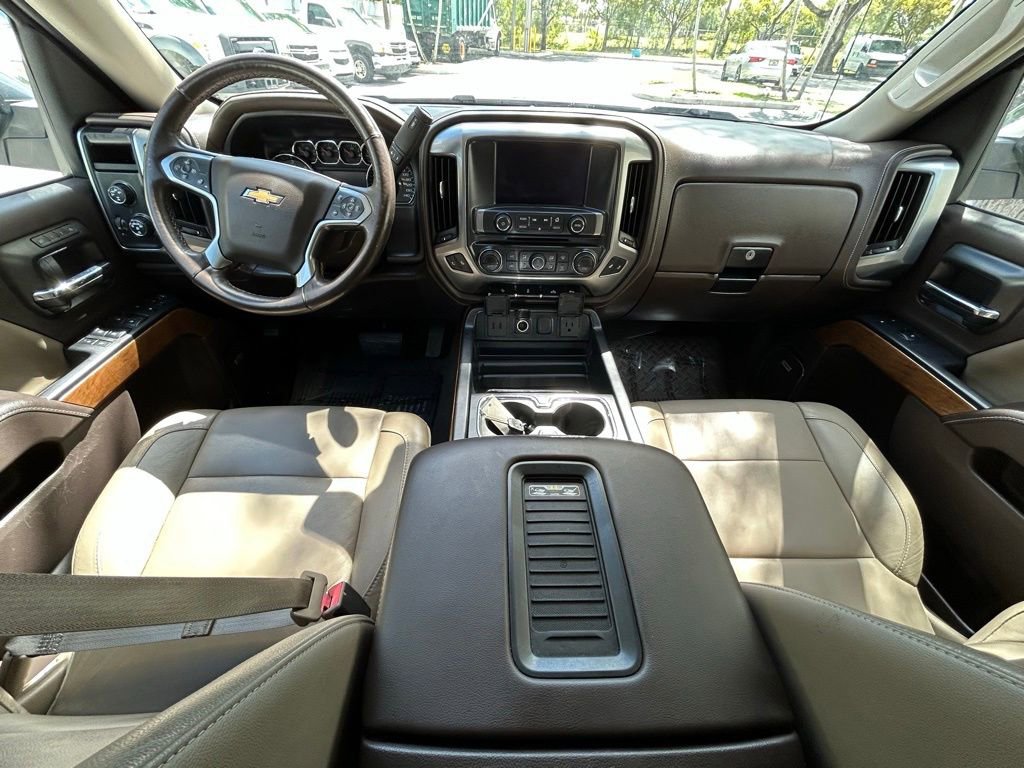 Used 2016 Chevrolet Silverado 1500 LTZ w/ LTZ Plus Package image 10