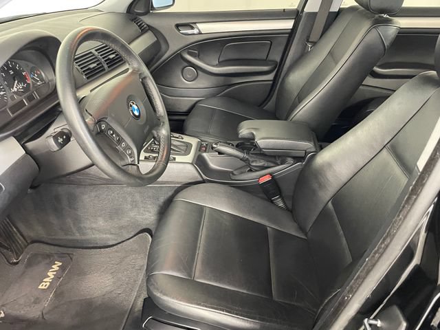 Used 2003 BMW 325i Sedan RWD image 2