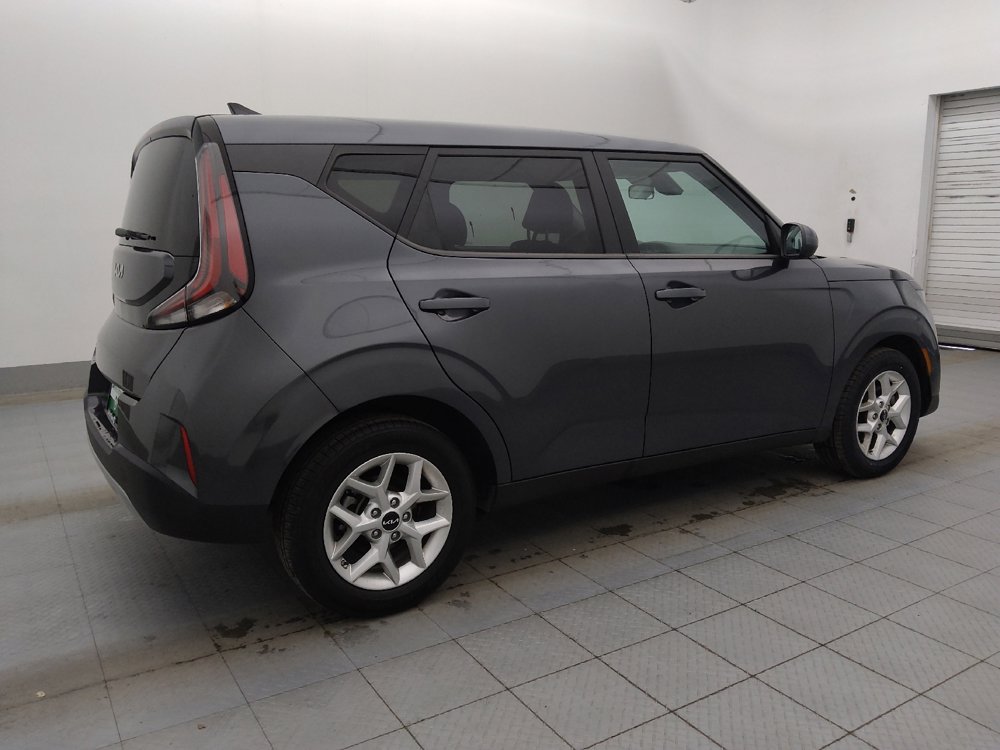 Used 2023 Kia Soul LX w/ Option Group 015 FWD image 10
