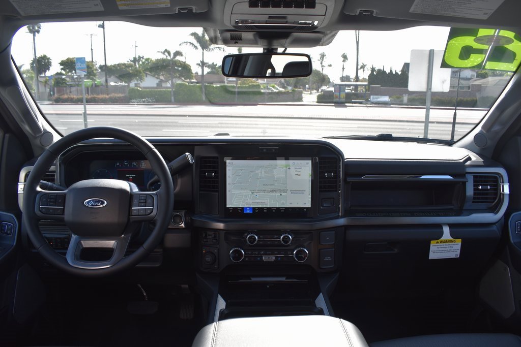 Used 2025 Ford F350 Lariat w/ FX4 Off-Road Package image 19