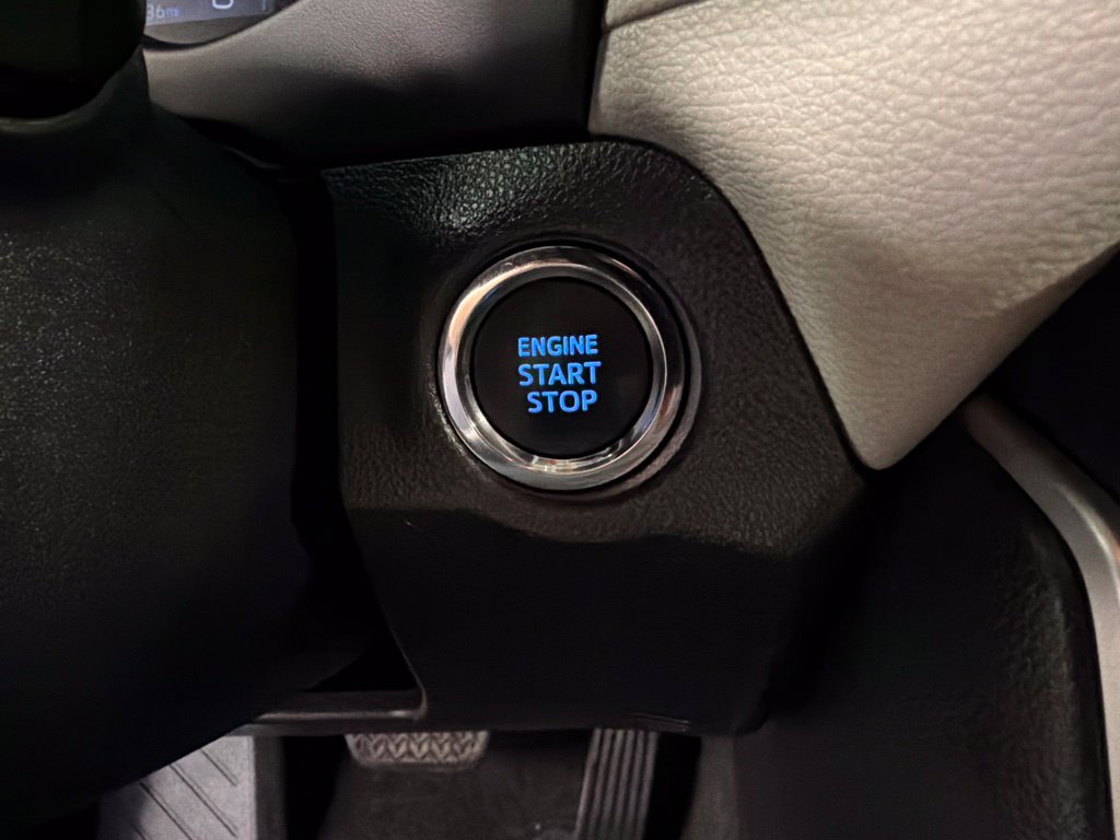 Used 2019 Toyota RAV4 Limited w/ Cold Weather Package AWD/4WD image 19