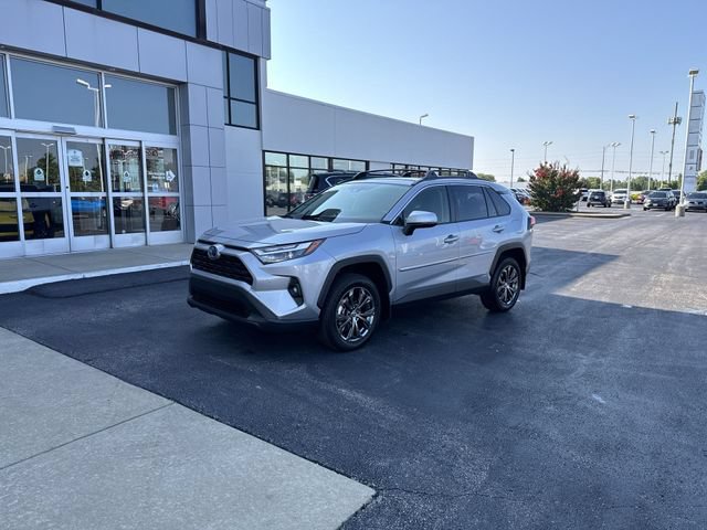 Used 2023 Toyota RAV4 XLE Premium AWD/4WD image 2
