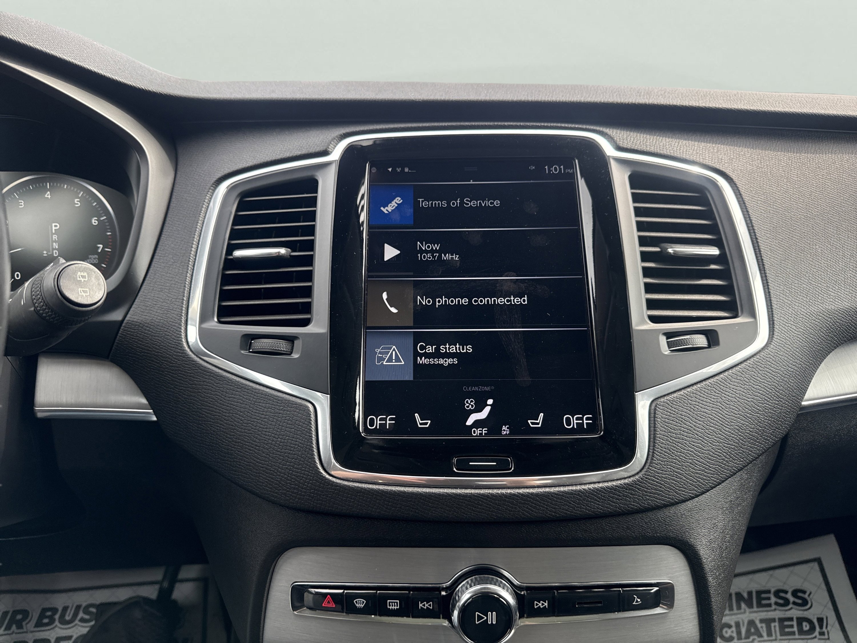 Used 2021 Volvo XC90 T5 Momentum w/ Protection Package image 22