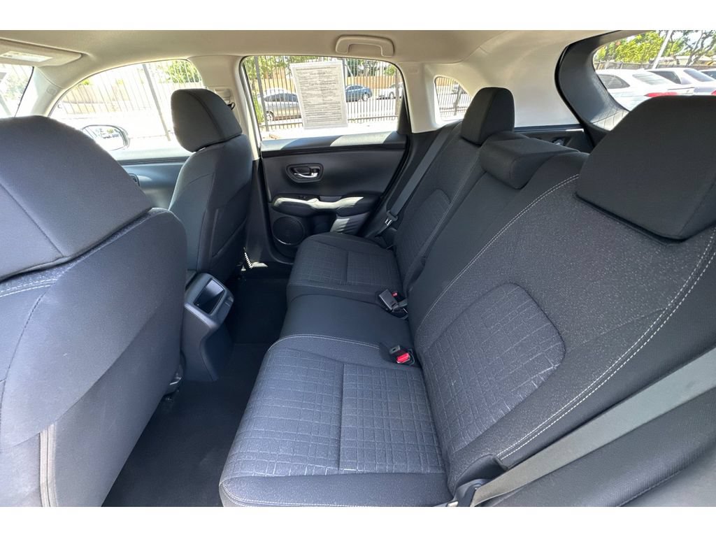 Used 2027 Honda HR-V LX image 14