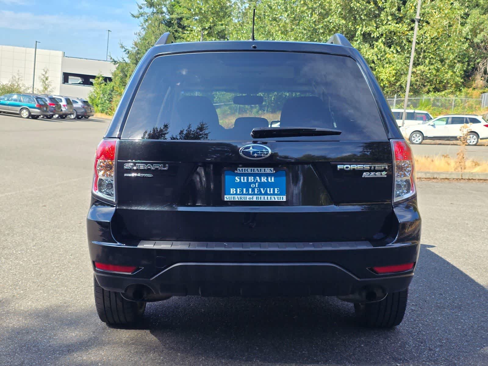 Used 2012 Subaru Forester 2.5X Premium AWD/4WD image 5