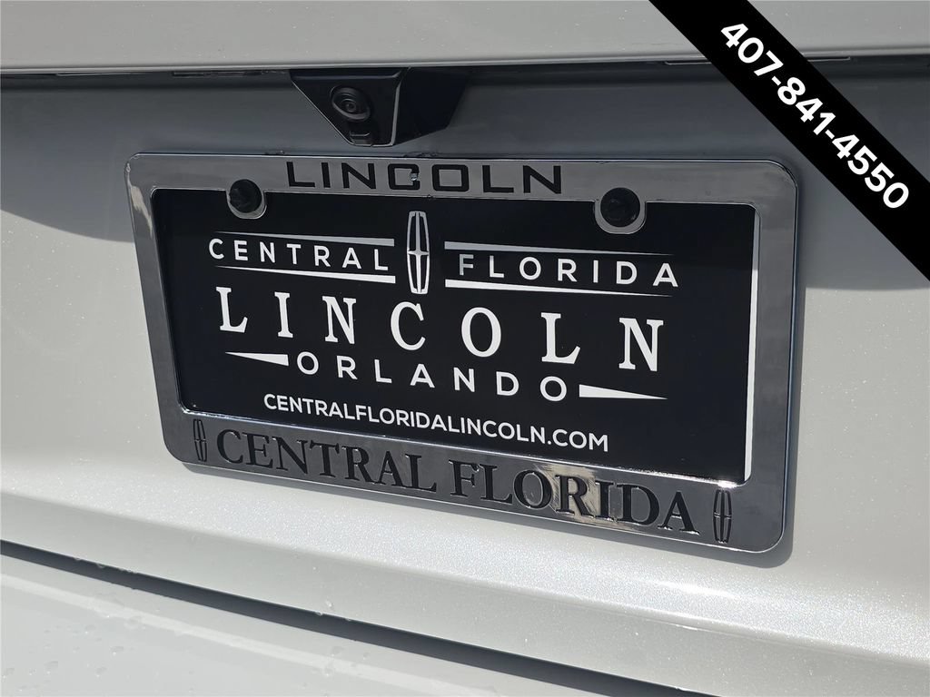 New 2027 Lincoln Navigator L Reserve RWD image 5
