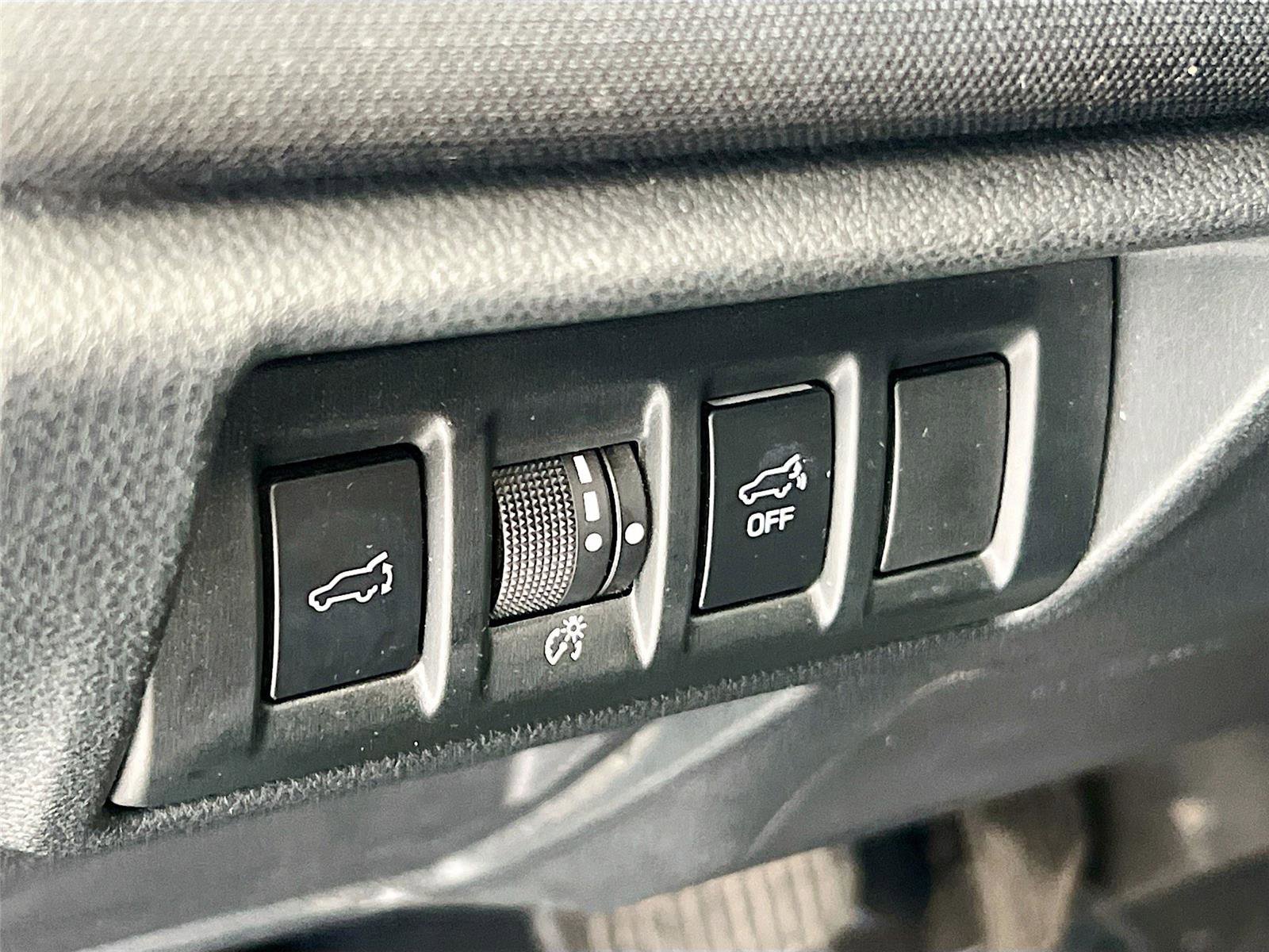 Used 2023 Subaru Outback Premium w/ Popular Package #1 image 16