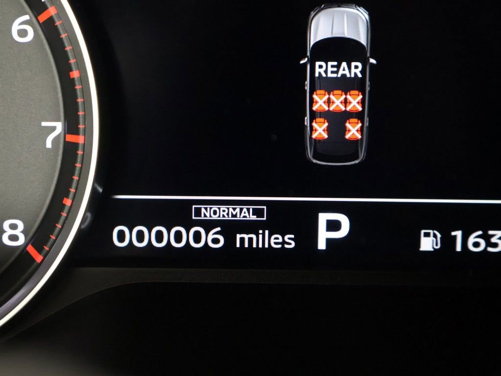 New 2026 Mitsubishi Outlander LE FWD image 37