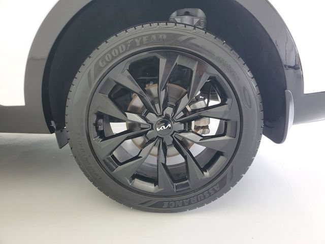 Used 2023 Kia Sorento SX AWD/4WD image 12