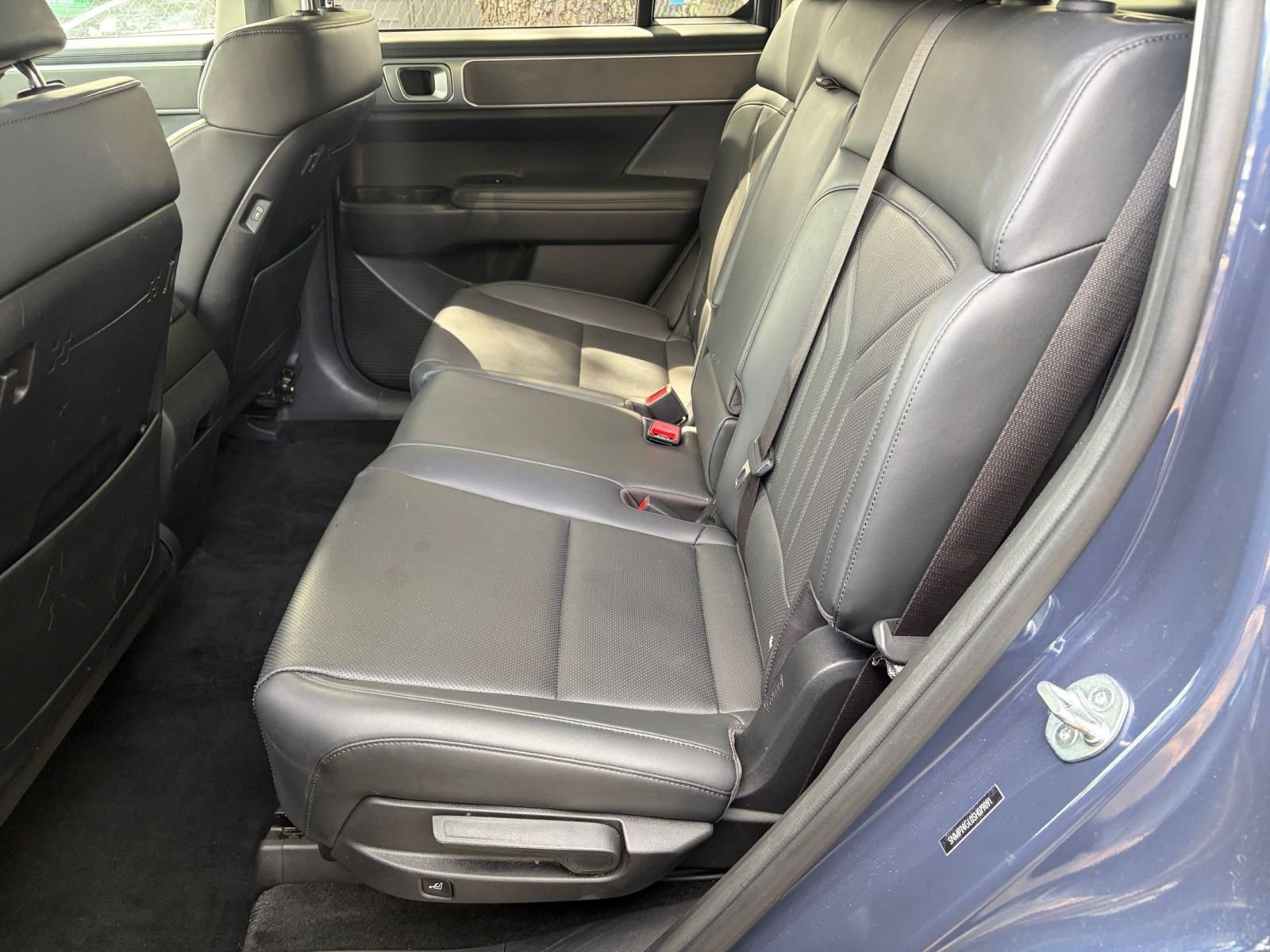 Used 2025 Hyundai Santa Fe SEL FWD image 39