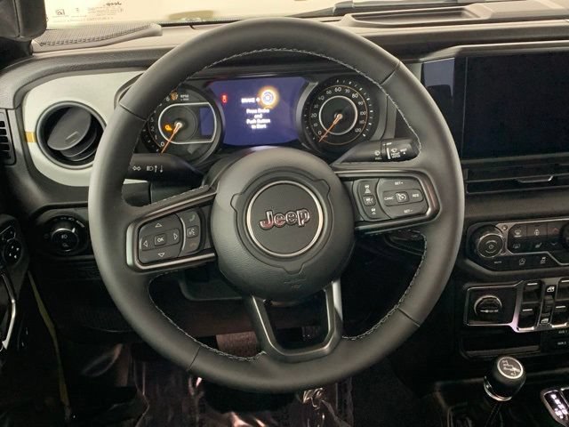 New 2026 Jeep Gladiator Sport AWD/4WD image 11