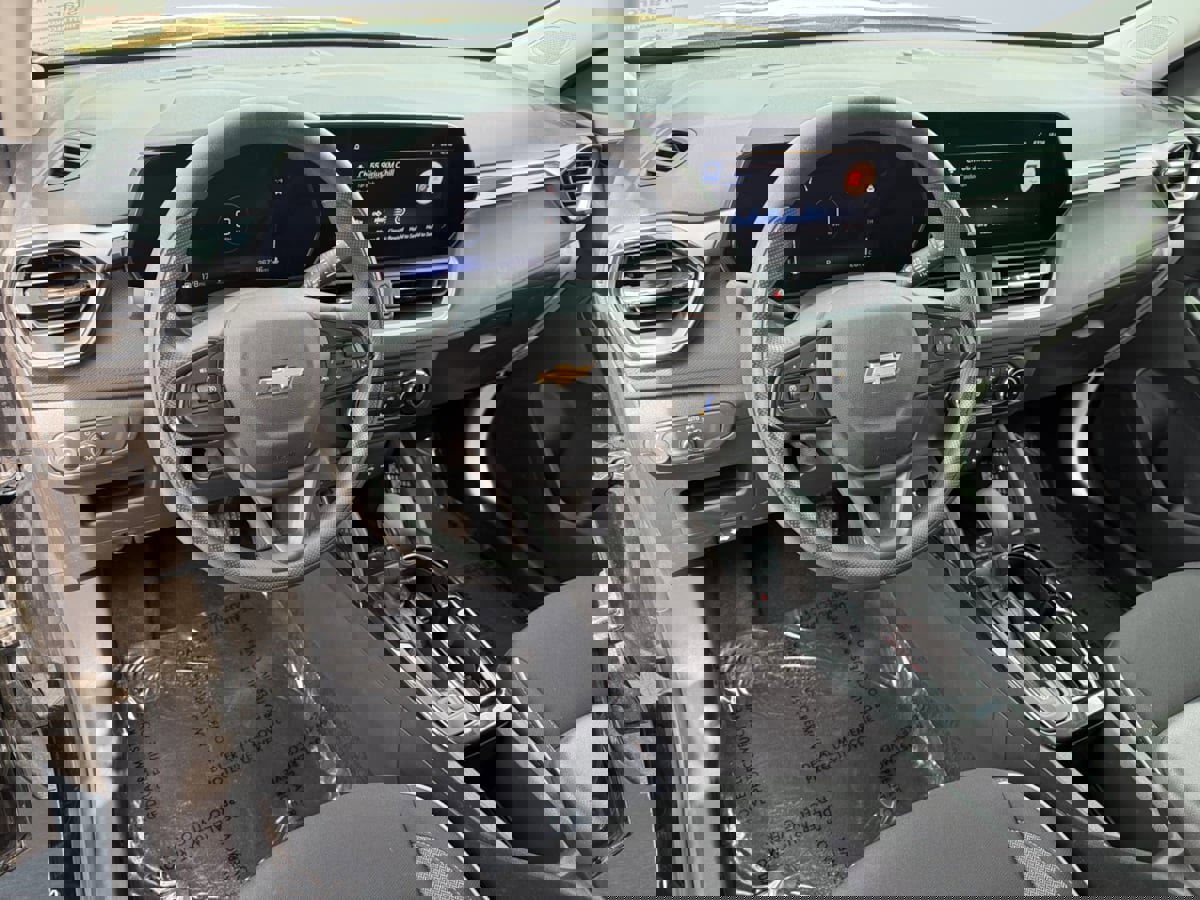 Used 2024 Chevrolet TrailBlazer LS w/ LS Convenience Package image 13