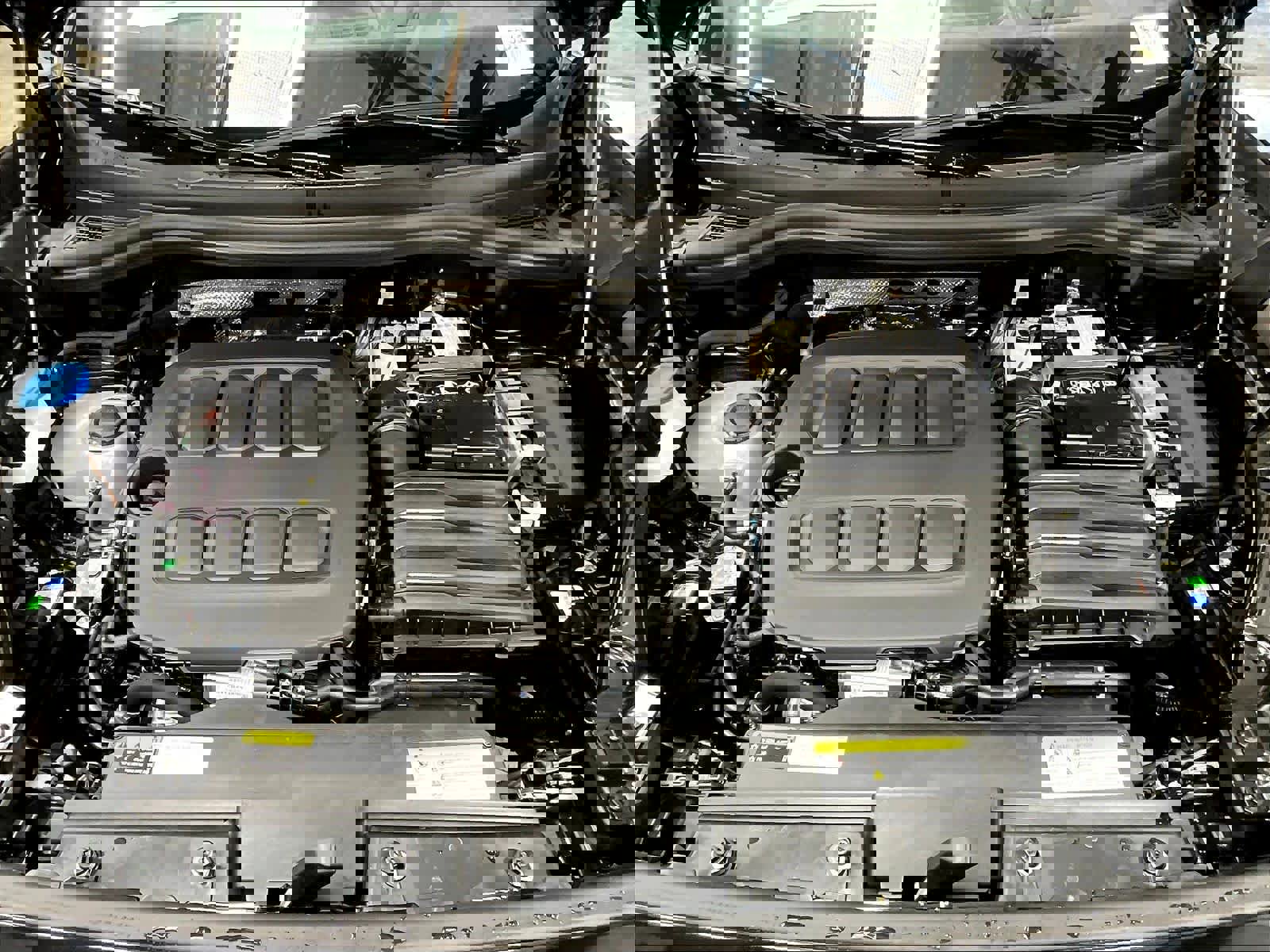 New 2026 Volkswagen Tiguan SE R-Line image 13