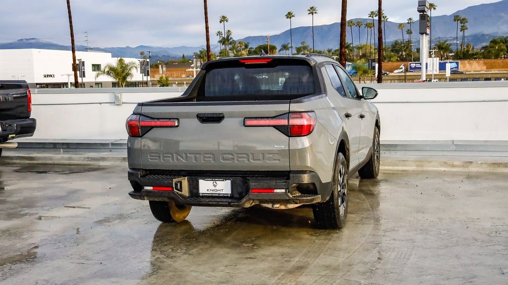 Used 2025 Hyundai Santa Cruz SEL image 9