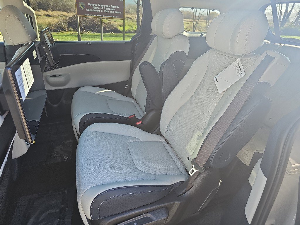 New 2026 Kia Carnival SX Prestige FWD image 24