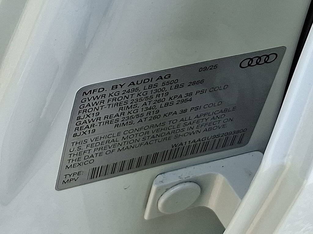 New 2025 Audi Q5 Premium image 10
