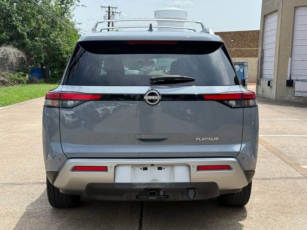 Used 2023 Nissan Pathfinder Platinum FWD image 5