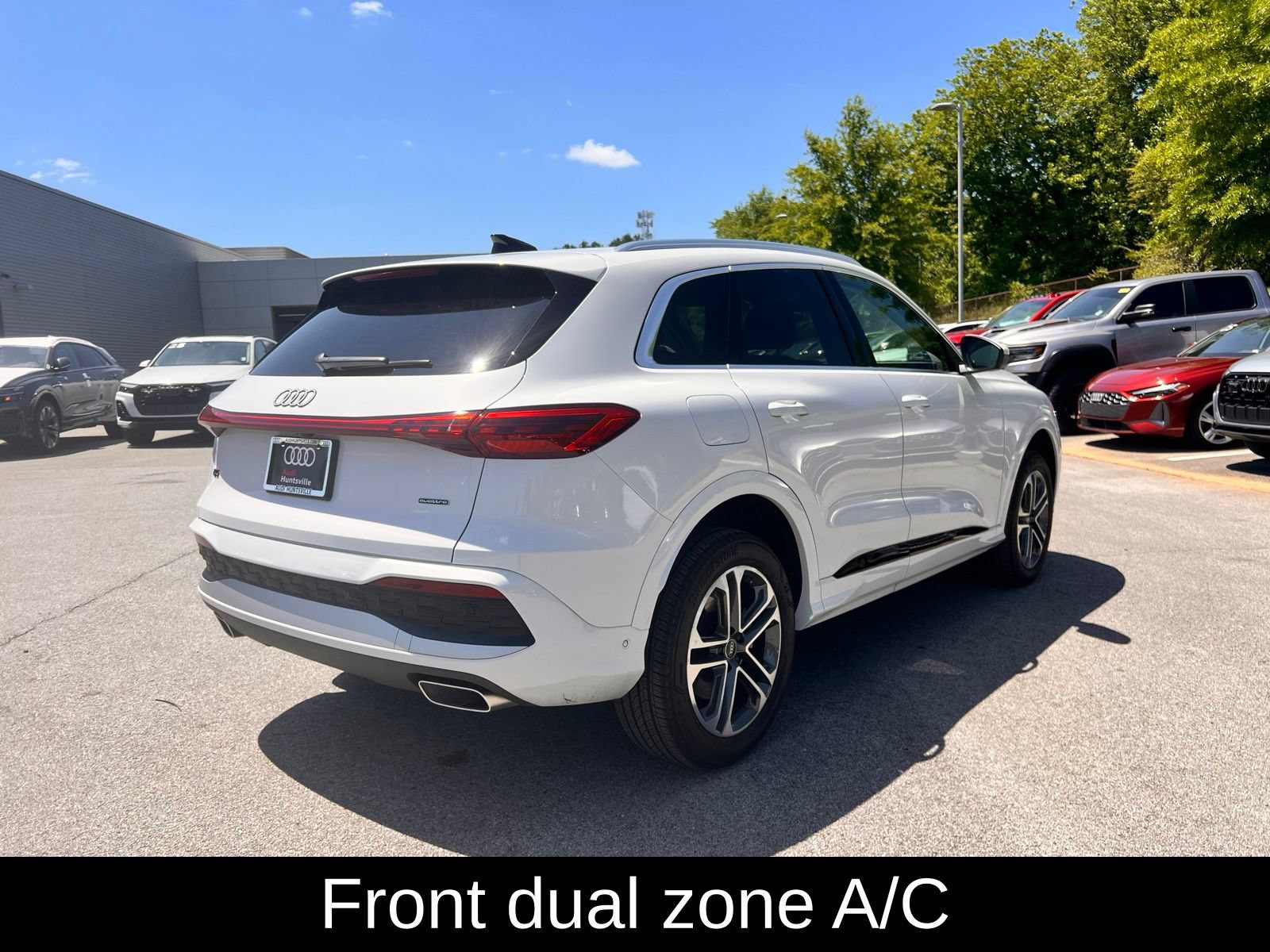 Used 2025 Audi Q5 Premium w/ Convenience Package AWD/4WD image 5