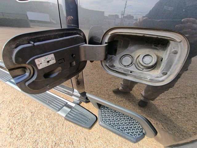 Used 2020 GMC Sierra 2500 Denali w/ Denali Ultimate Package AWD/4WD image 65