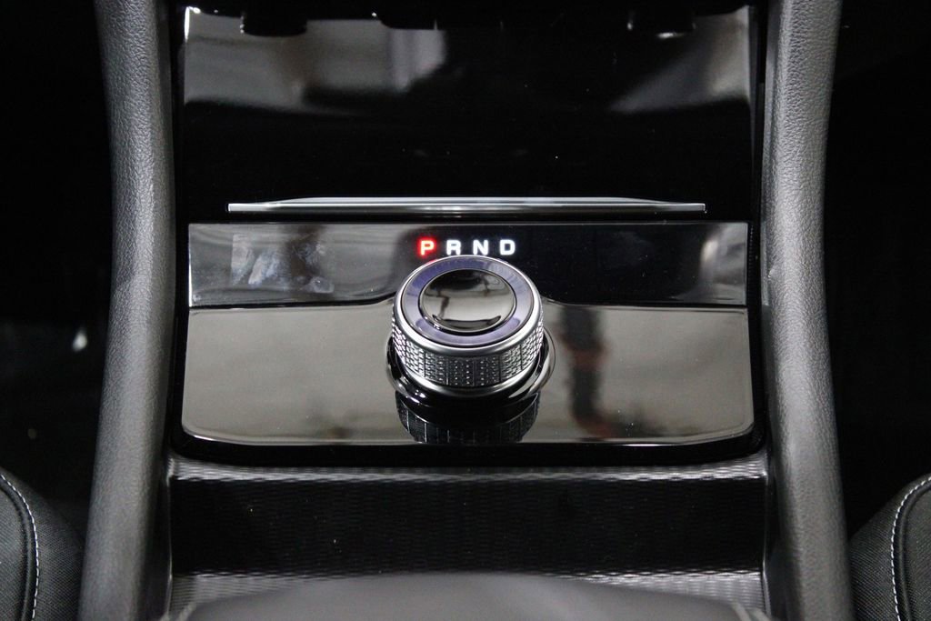 New 2025 Jeep Grand Cherokee Laredo w/ Luxury Tech Group I image 40