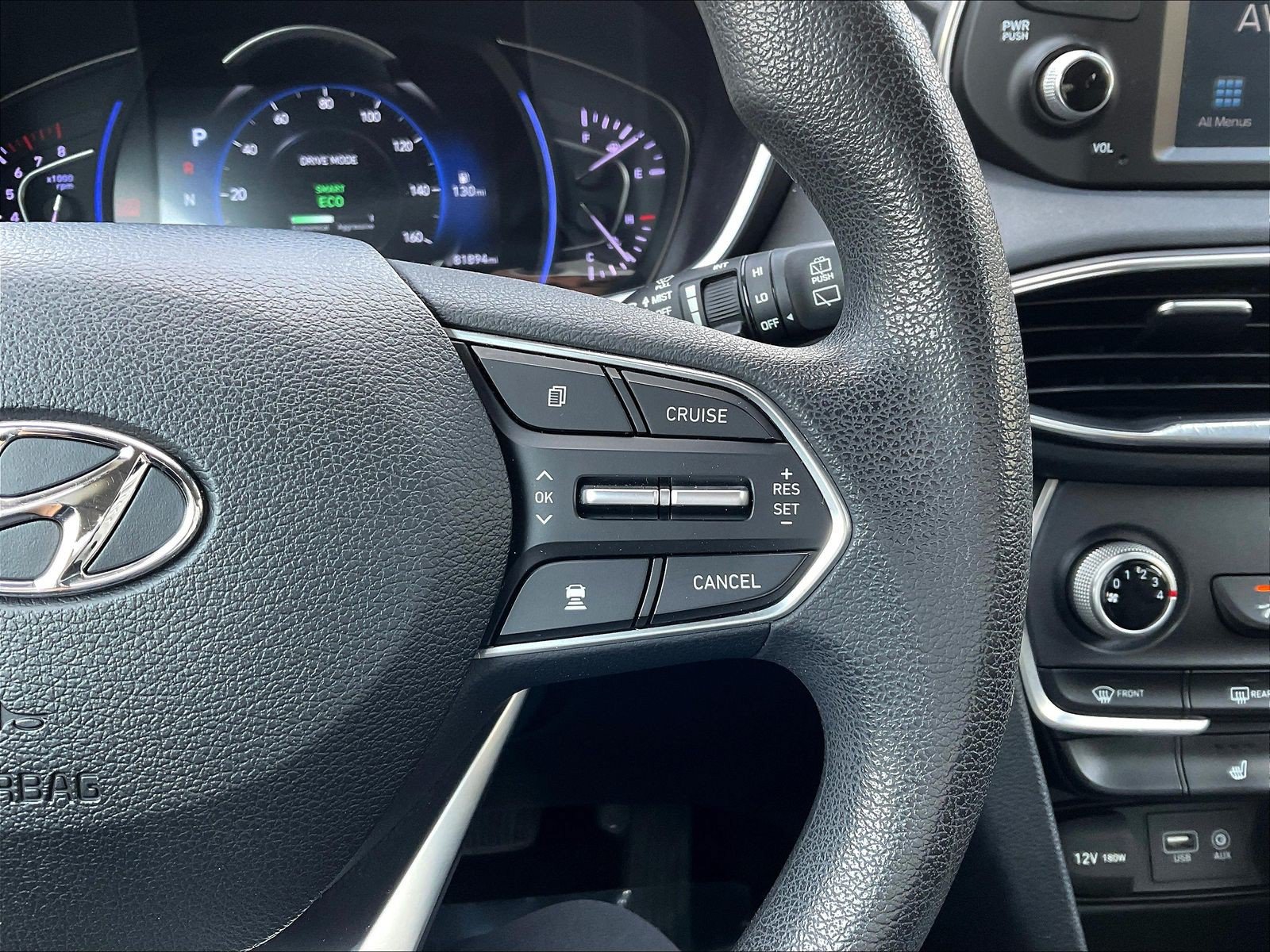 Used 2019 Hyundai Santa Fe SEL FWD image 12