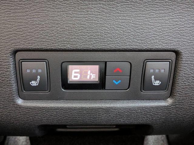 New 2026 Mitsubishi Outlander SEL Black Edition FWD image 16