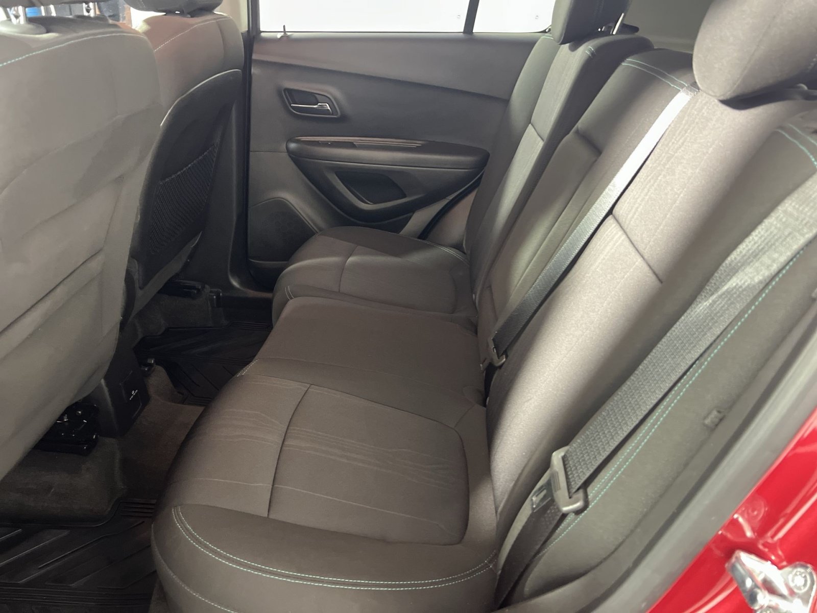 Used 2015 Chevrolet Trax LT FWD image 26
